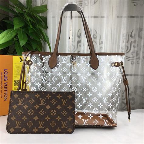 Louis Vuitton handbags outlet stores